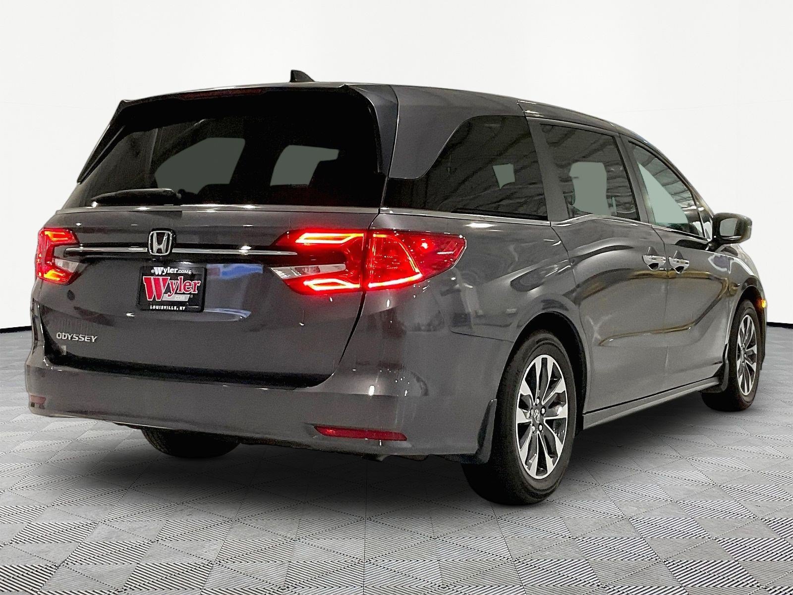 Used 2024 Honda Odyssey EX-L image 6