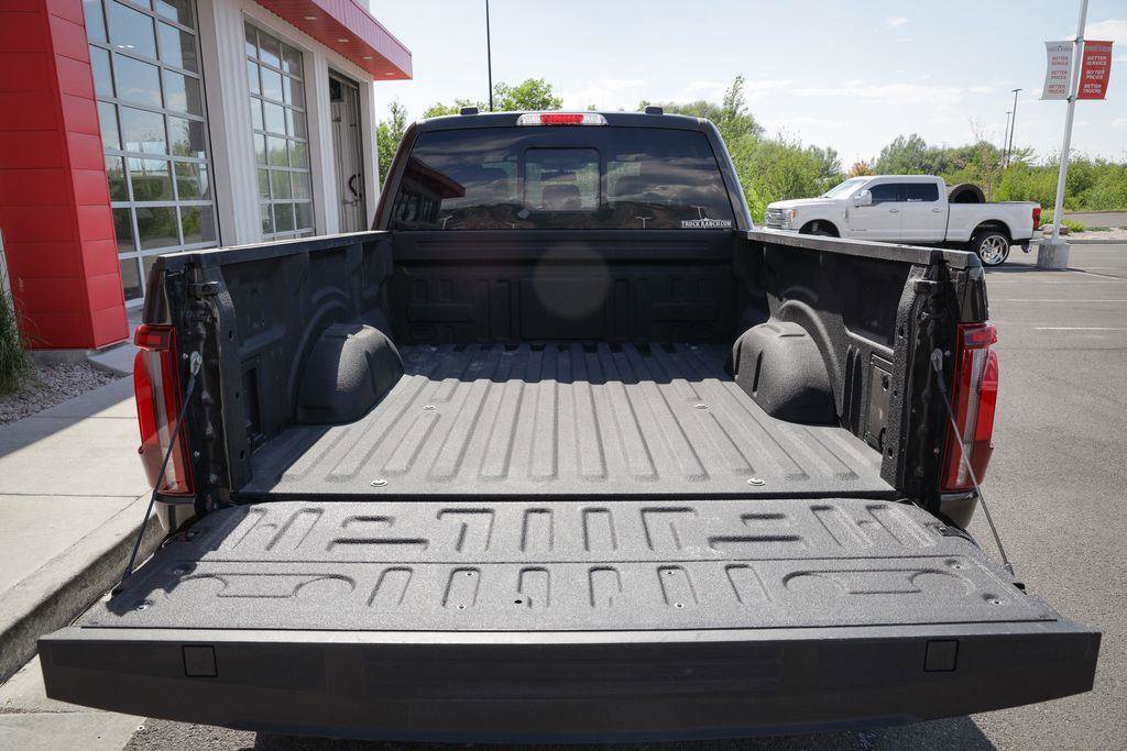 Used 2024 Ford F150 Lariat image 5