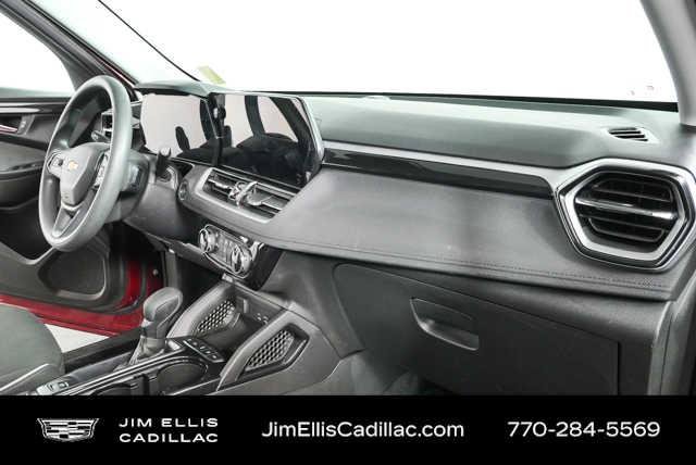 Used 2025 Chevrolet TrailBlazer LT AWD/4WD image 20