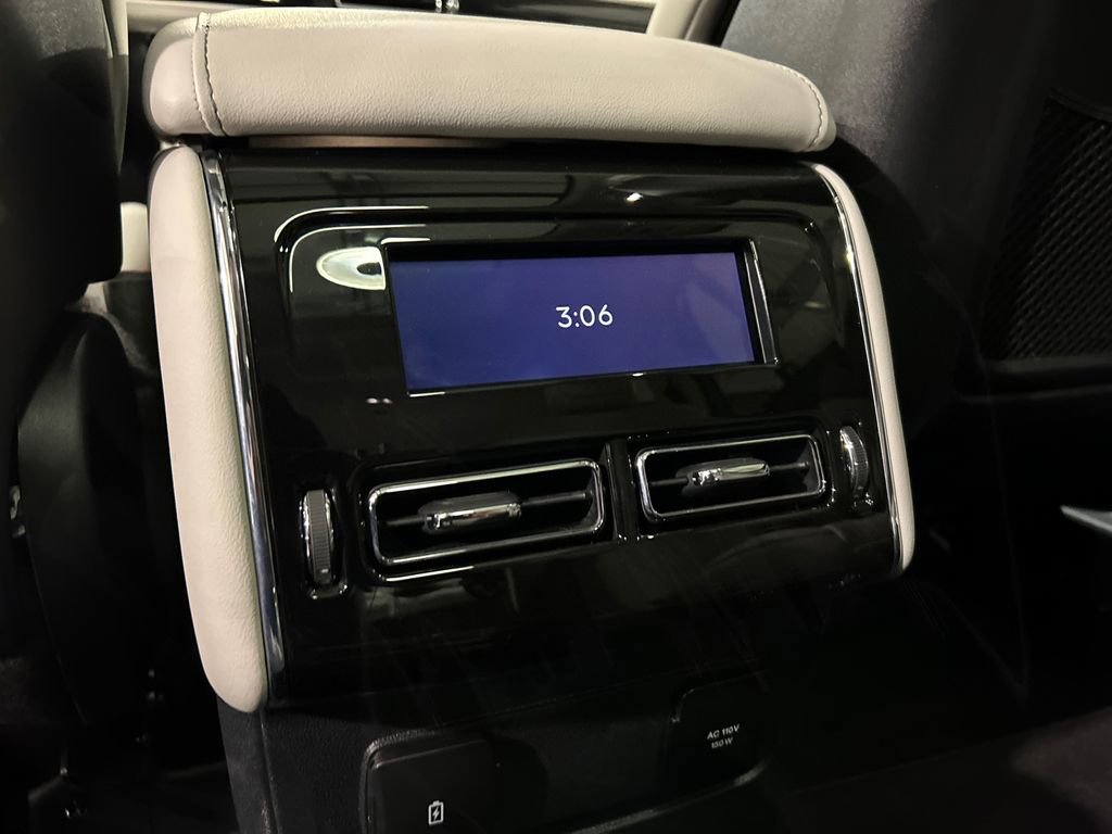 Used 2026 Lincoln Aviator AWD image 26