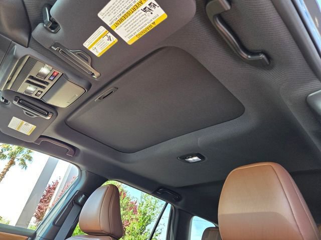 New 2026 Subaru Outback Touring image 7