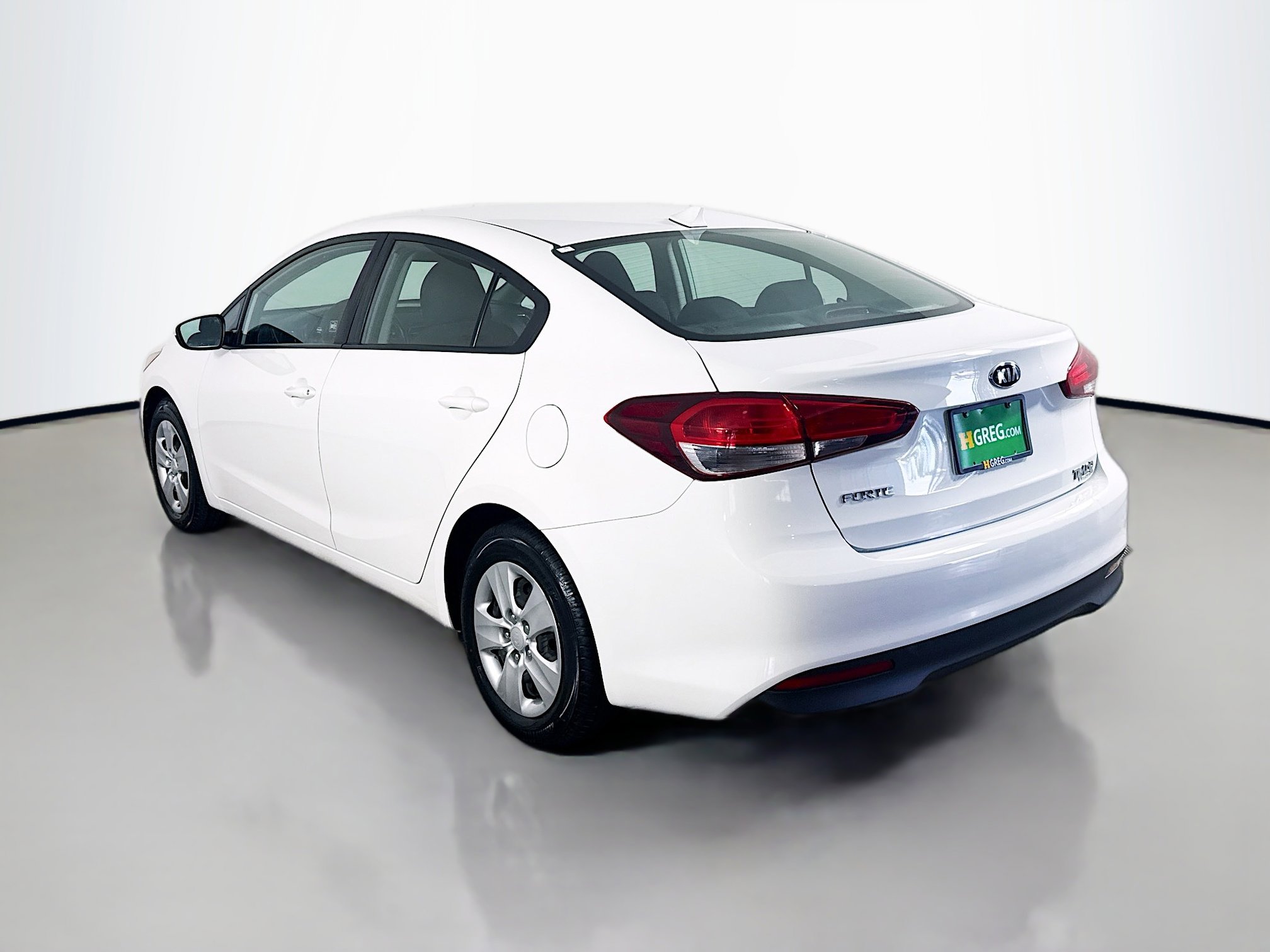 Used 2017 Kia Forte LX image 7