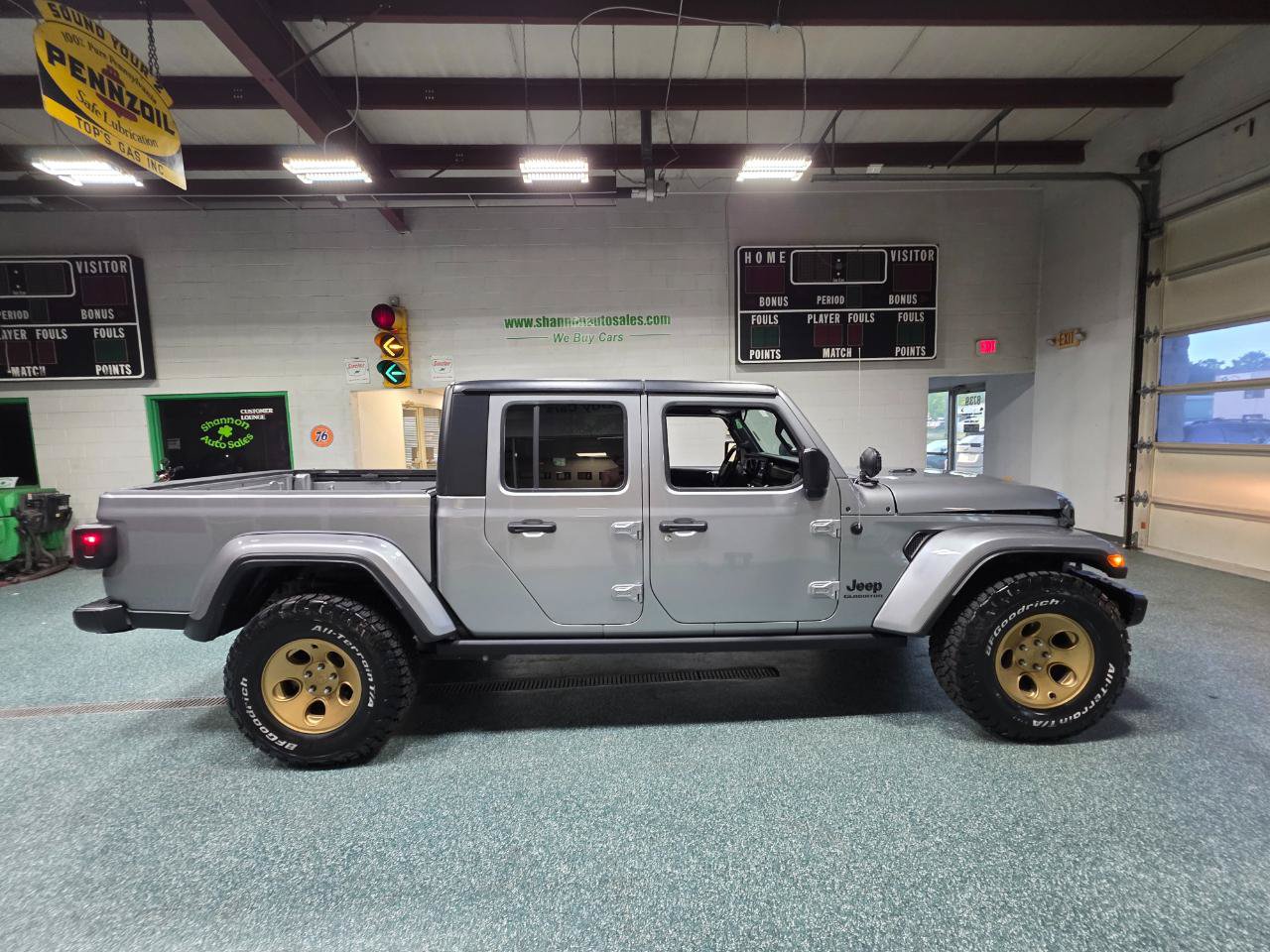 Used 2020 Jeep Gladiator Sport w/ Quick Order Package 24S AWD/4WD image 5