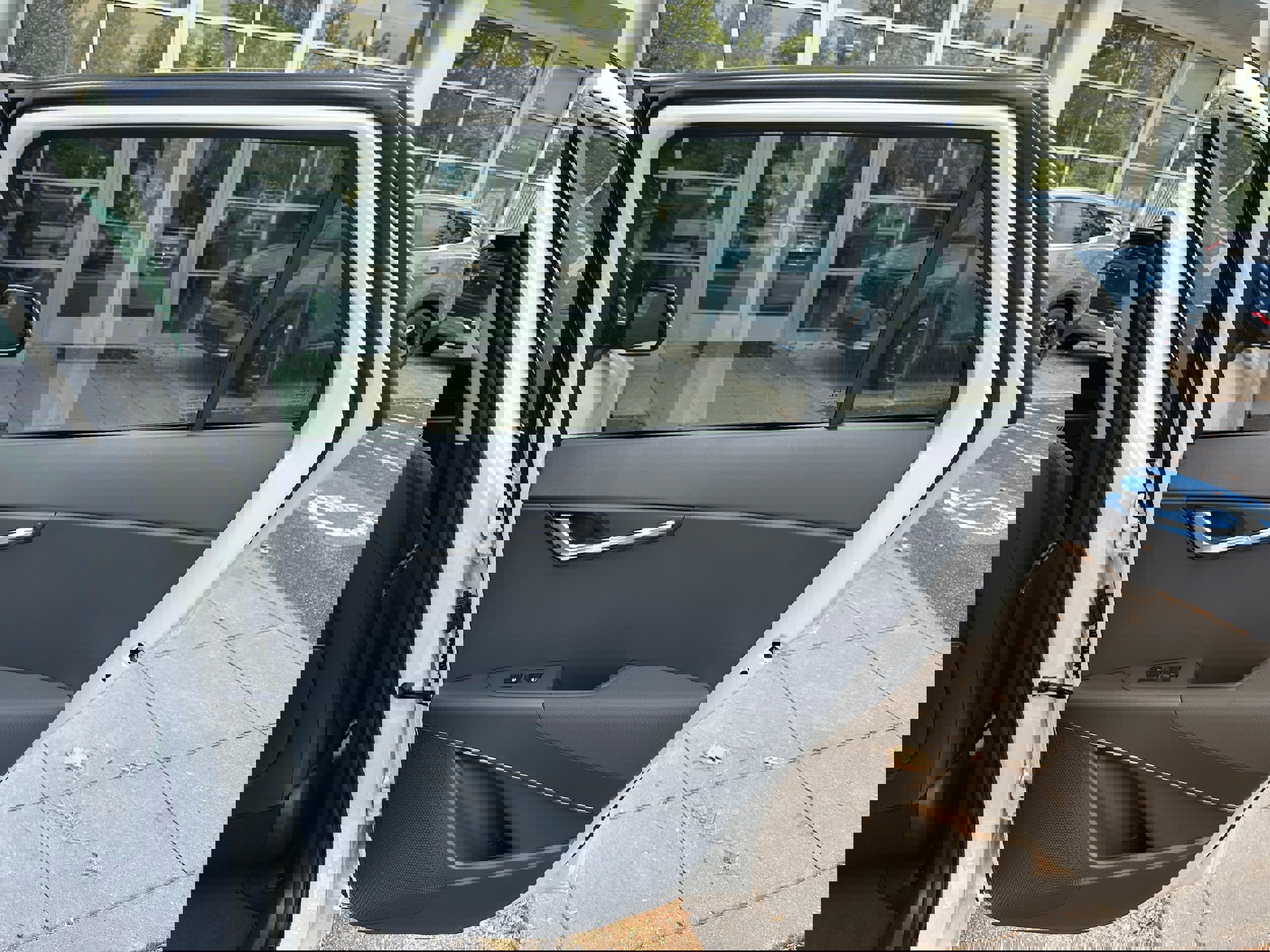 New 2025 Kia Niro Wind image 25