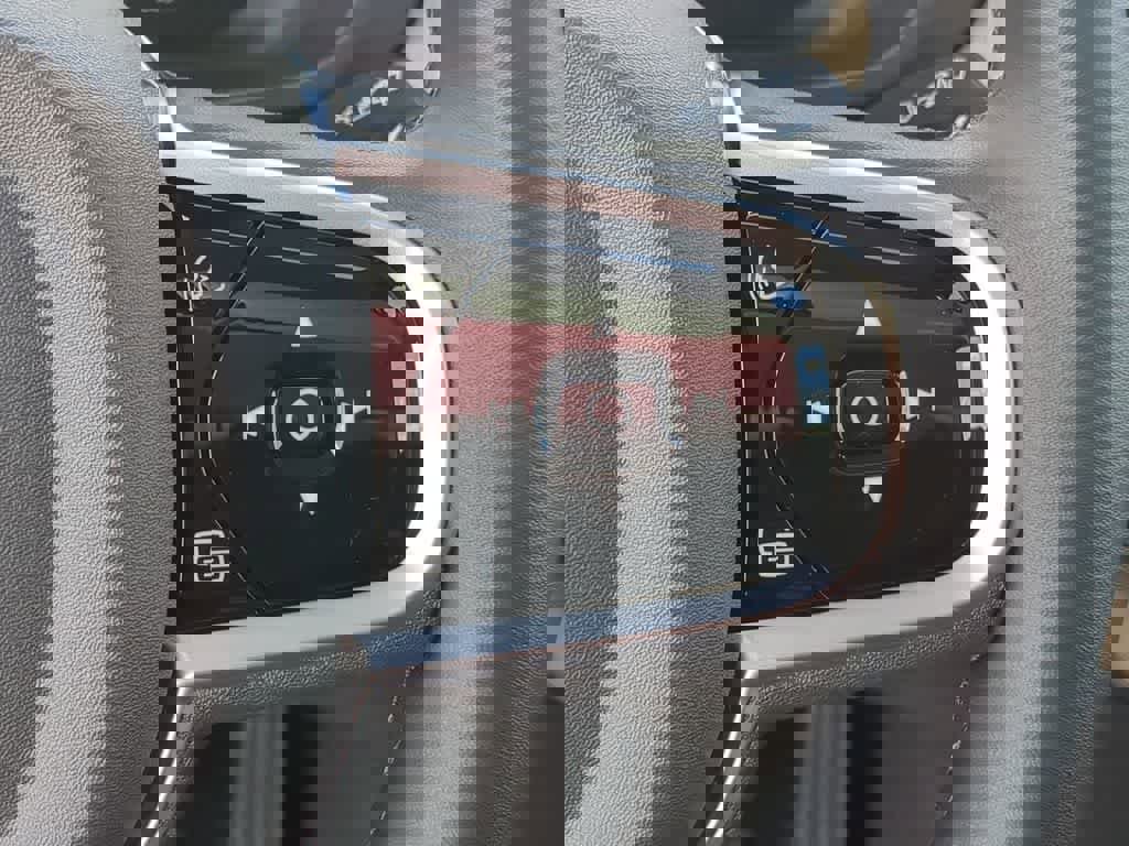 Certified 2026 Volvo XC60 B5 Plus w/ Protection Package Premier image 23