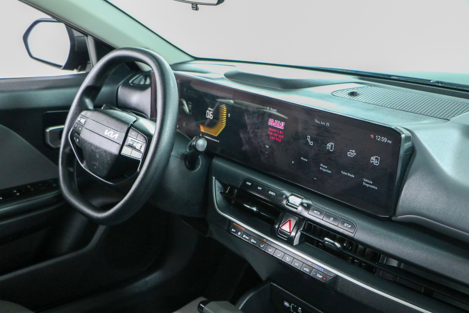 Used 2025 Kia K4 FWD image 25