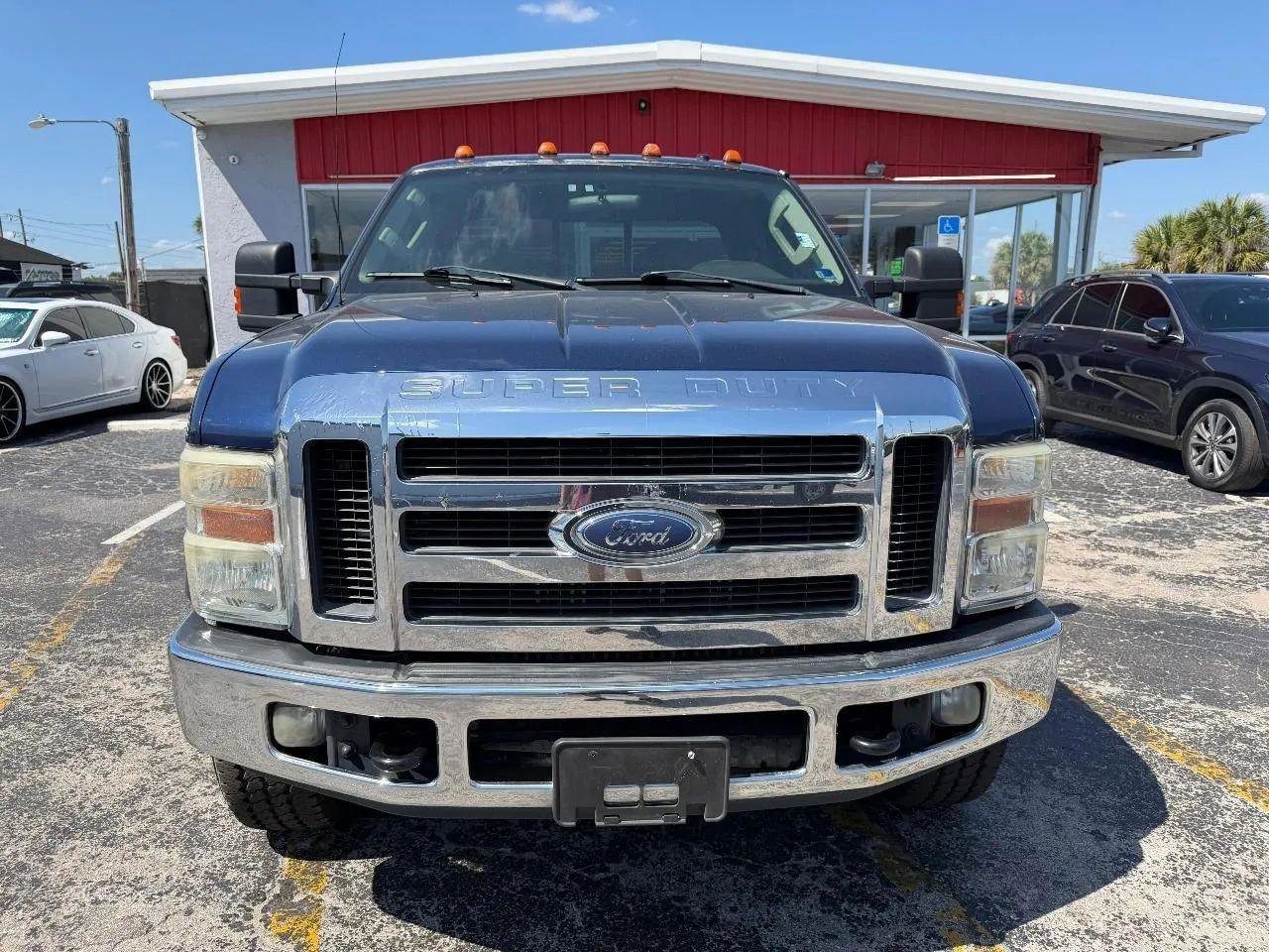 Used 2008 Ford F250 FX4 AWD/4WD image 2