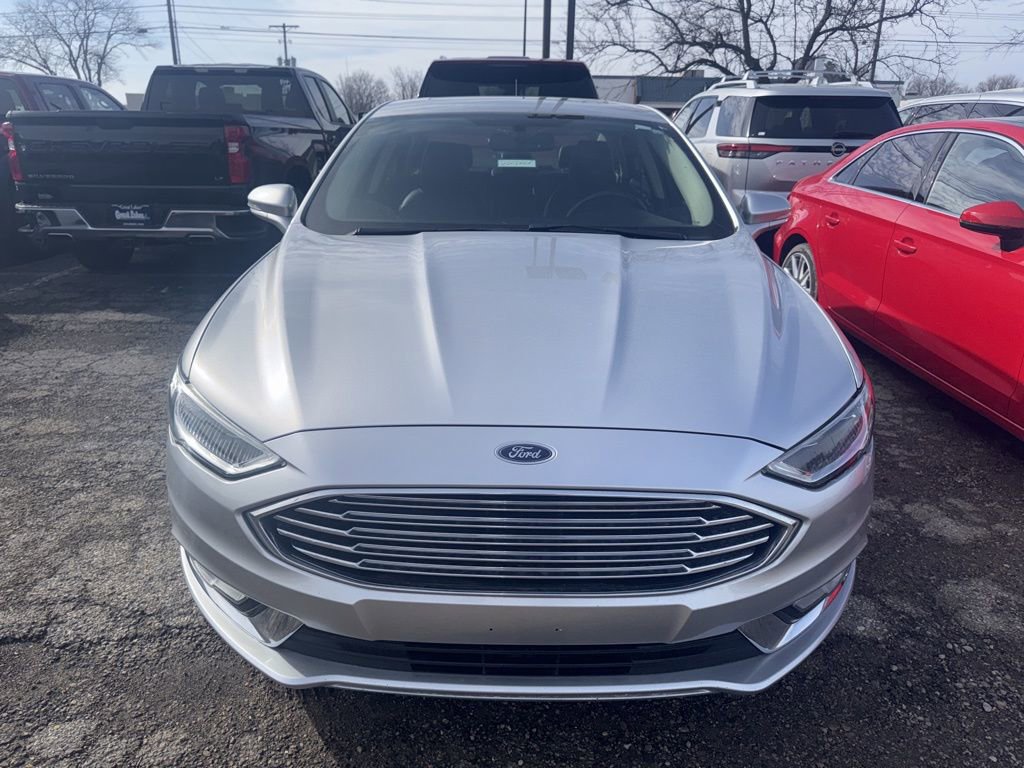 Used 2017 Ford Fusion SE image 5