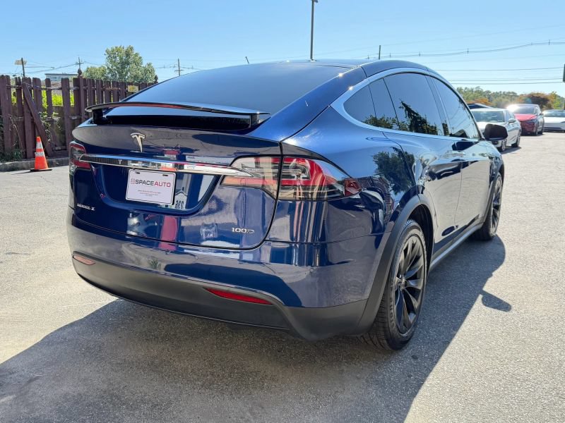 Used 2018 Tesla Model X 100D AWD/4WD image 7
