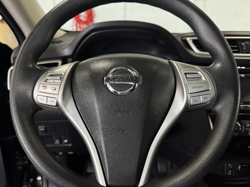 Used 2014 Nissan Rogue SV AWD/4WD image 15