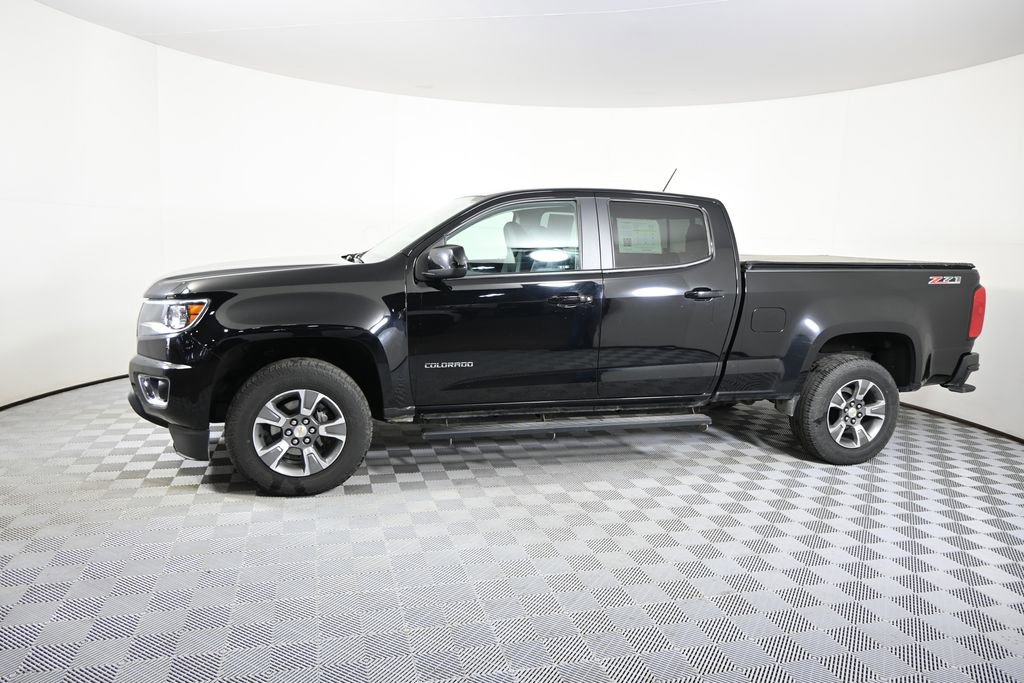 Used 2018 Chevrolet Colorado Z71 AWD/4WD image 2