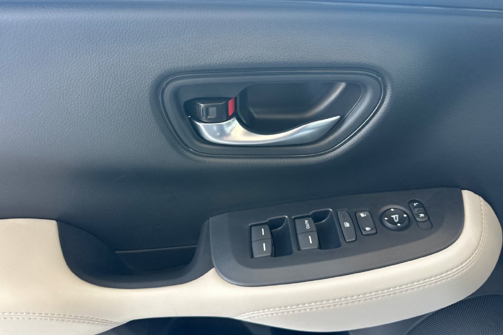 New 2027 Honda HR-V LX image 11