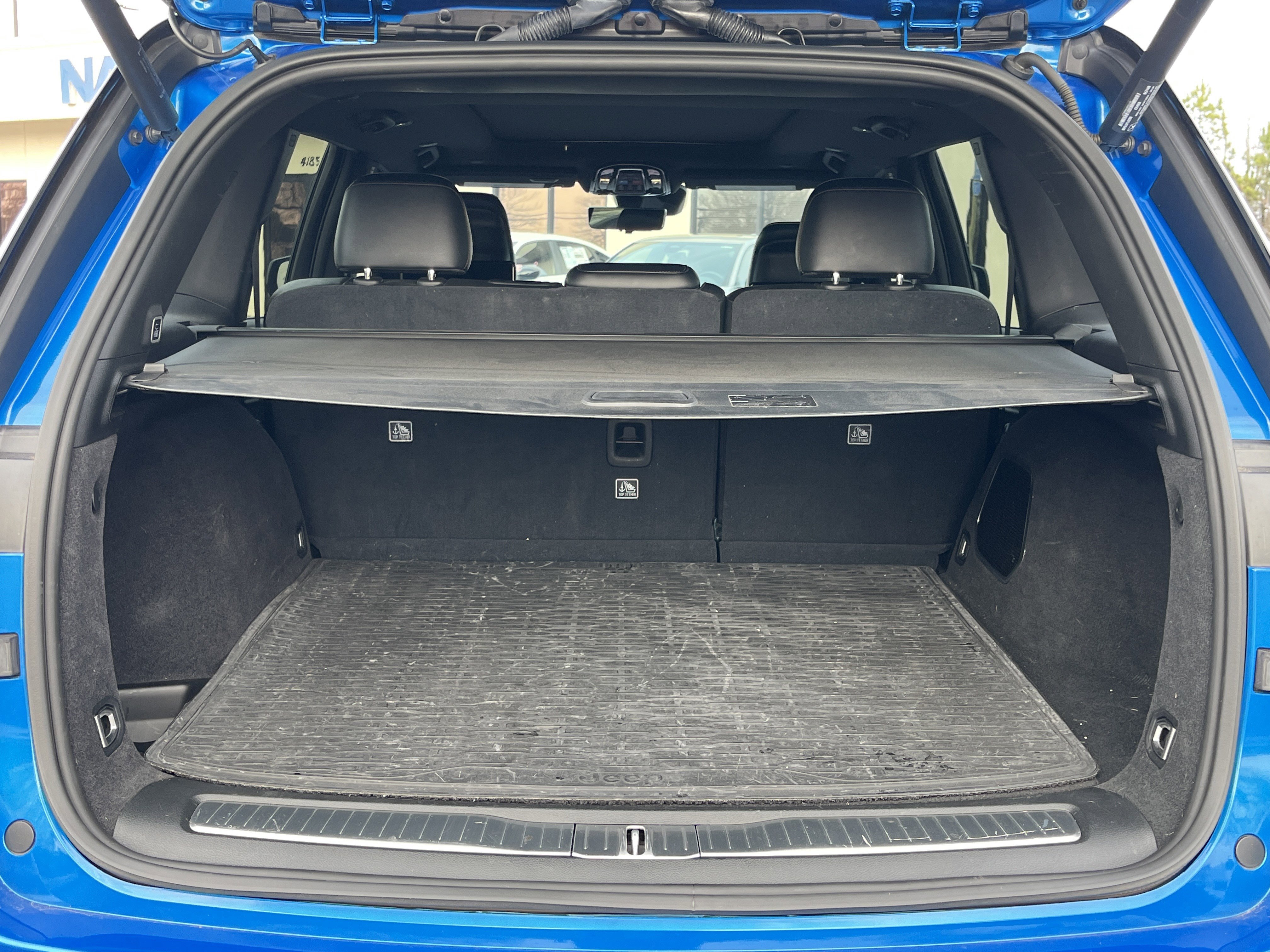 Used 2023 Jeep Grand Cherokee Summit w/ Adv Protech Group IV image 33