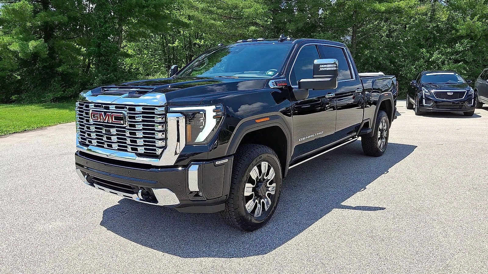 Used 2026 GMC Sierra 2500 Denali w/ Denali Reserve Package AWD/4WD image 4
