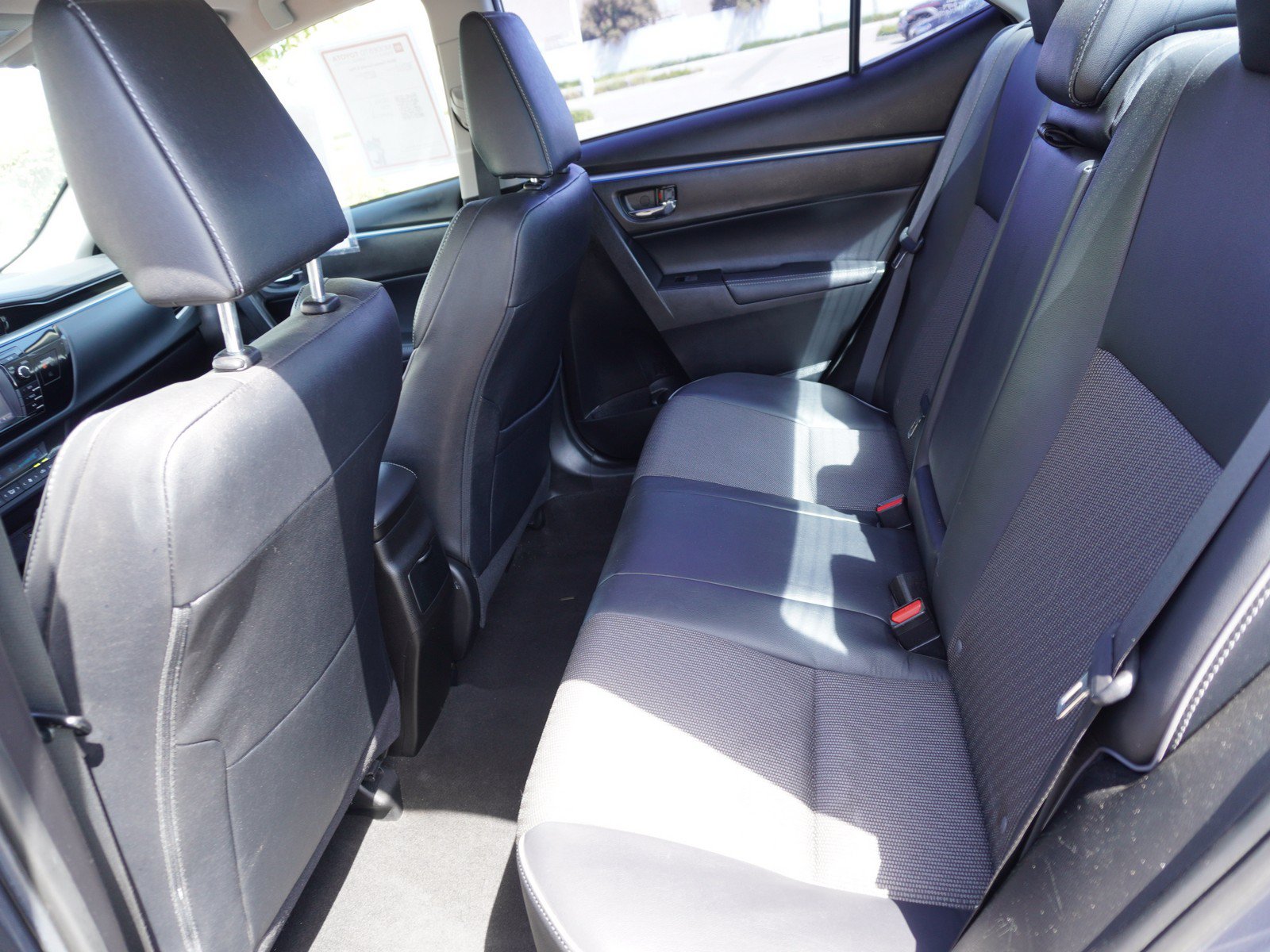 Used 2016 Toyota Corolla S FWD image 12