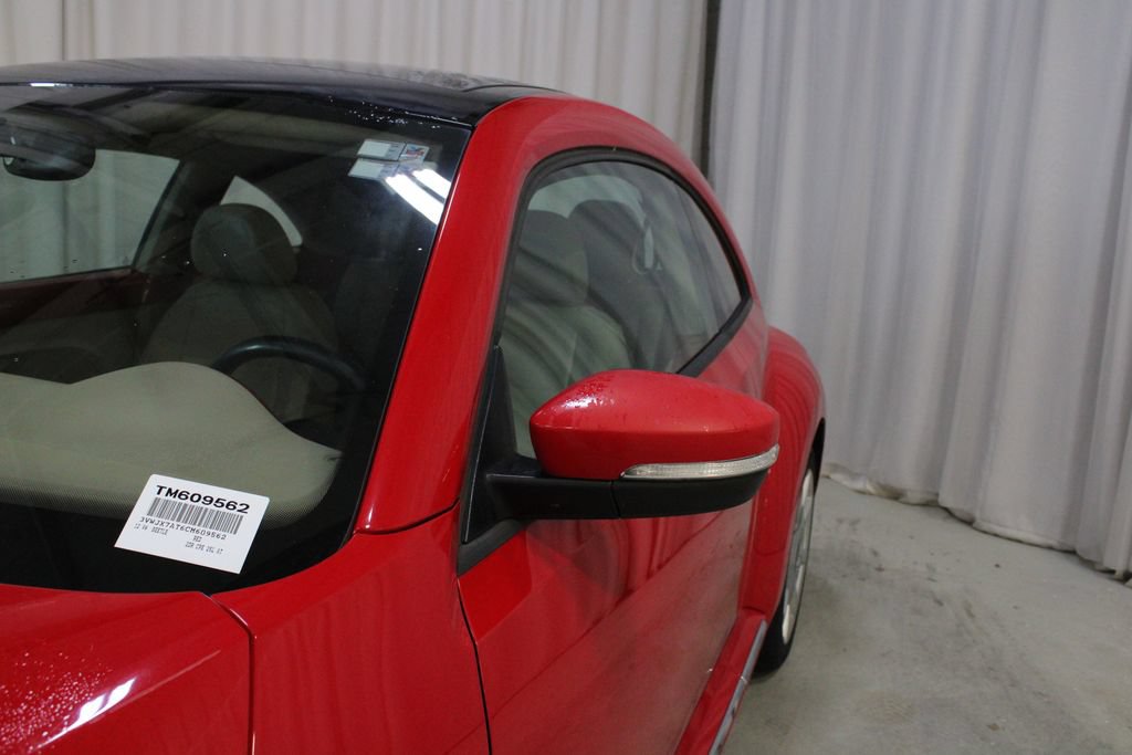 Used 2012 Volkswagen Beetle 2.5 FWD image 32