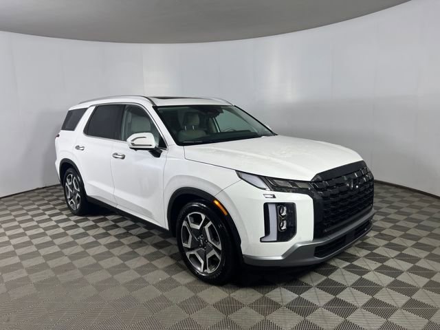 Used 2024 Hyundai Palisade Limited image 1