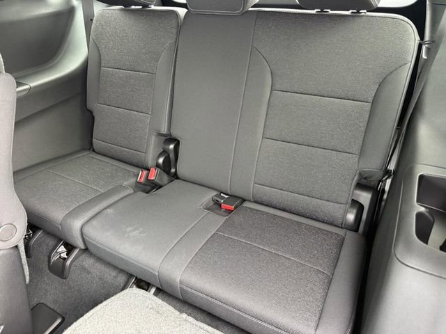 New 2026 Chevrolet Traverse LT w/ LPO, Floor Liner Package FWD image 5