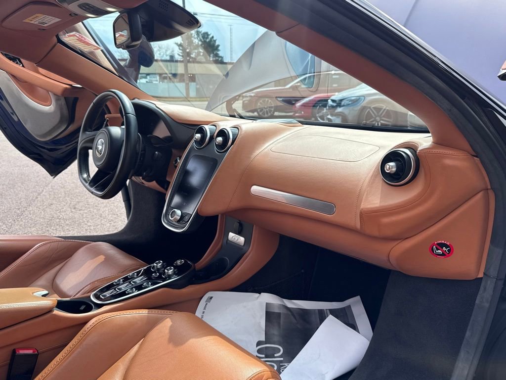 Used 2021 McLaren GT image 28