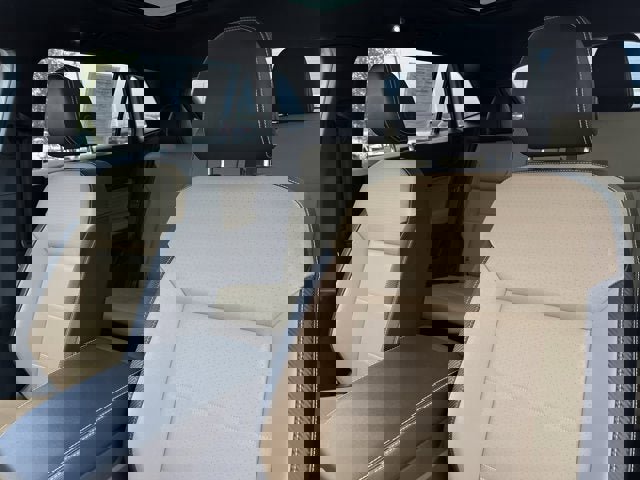 Used 2022 Volkswagen Atlas Cross Sport SE w/ Panoramic Sunroof Package image 13