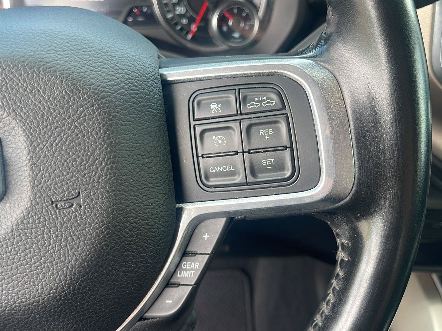 Certified 2022 RAM 3500 Laramie AWD/4WD image 23
