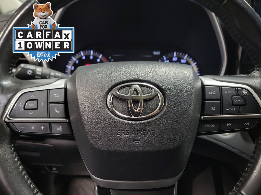 Used 2025 Toyota Highlander XLE AWD/4WD image 15