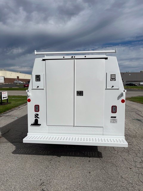 New 2026 Ford E-350 and Econoline 350 Super Duty w/ Power Equipment Group RWD image 11