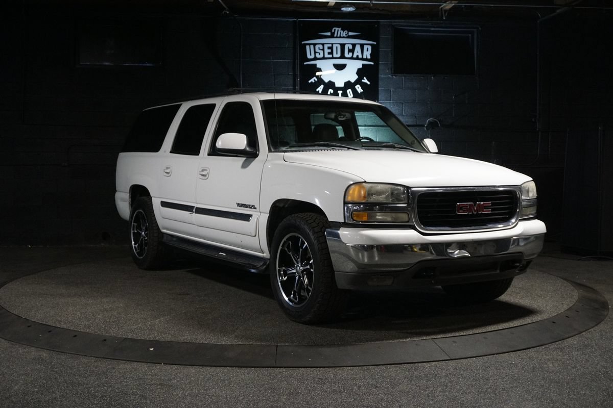 Used 2006 GMC Yukon XL SLT w/ SLT Preferred Equipment Group AWD/4WD image 8
