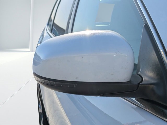 Used 2019 Jeep Cherokee Limited image 34