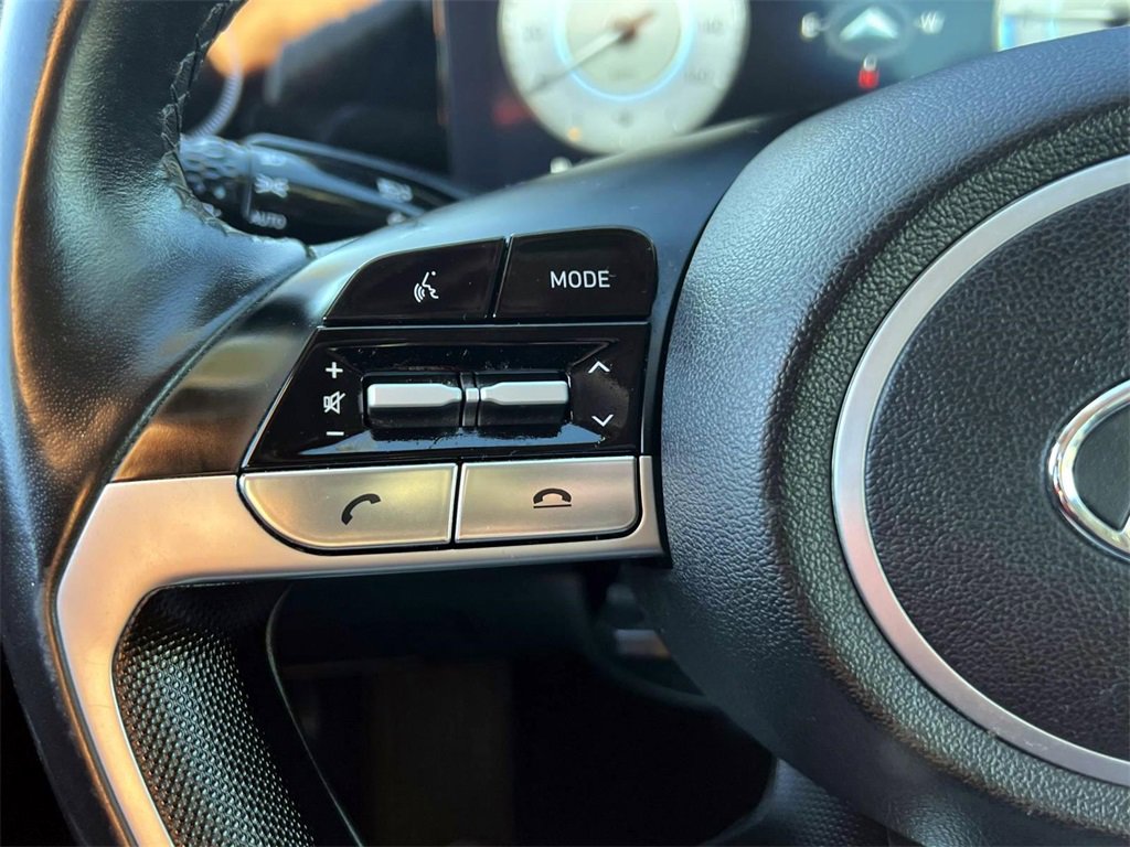 Certified 2023 Hyundai Elantra SEL w/ Convenience Package image 26