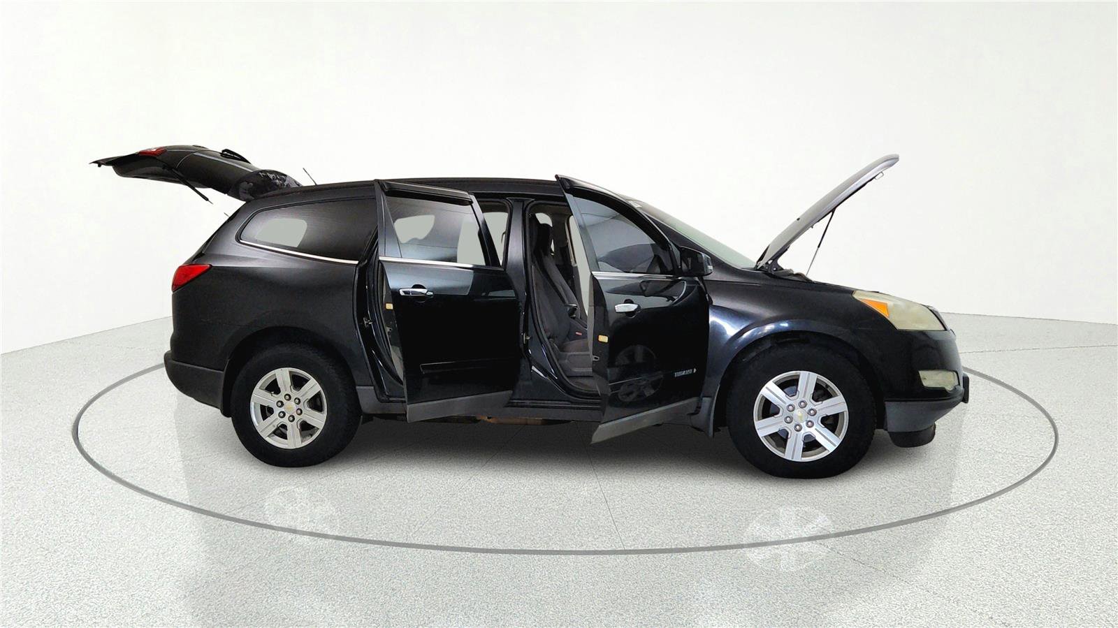 Used 2009 Chevrolet Traverse LT AWD/4WD image 37