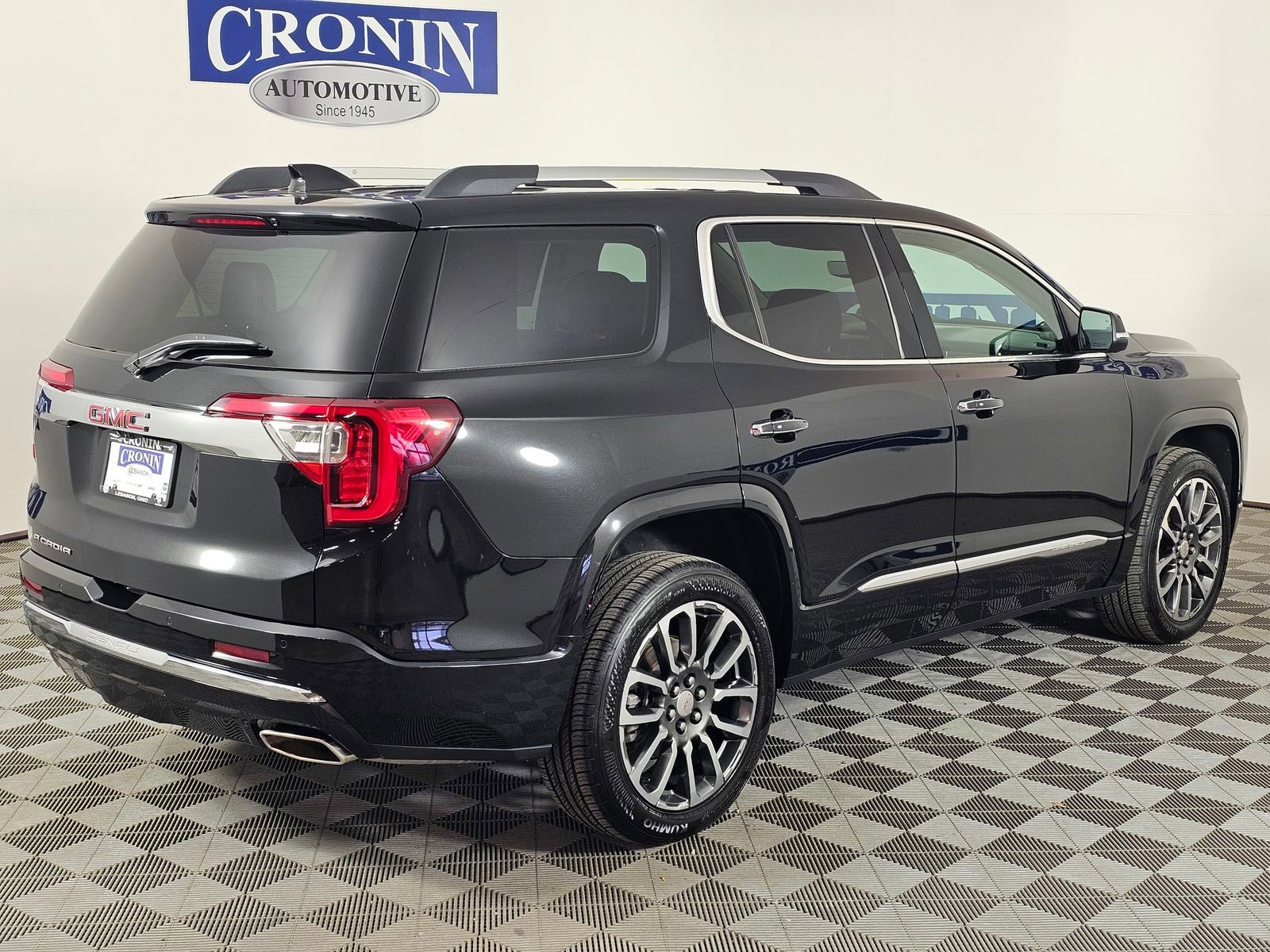 Used 2020 GMC Acadia Denali w/ Technology Package image 6