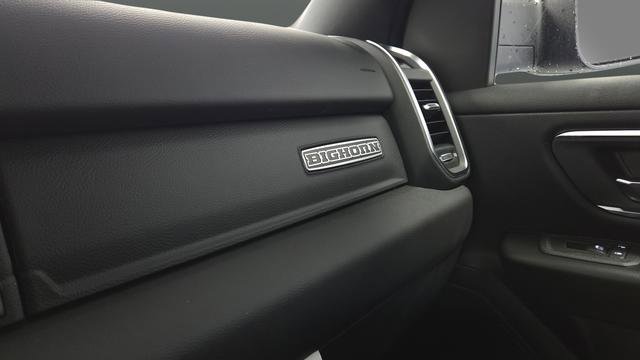 New 2026 RAM 1500 4x4 Crew Cab image 33