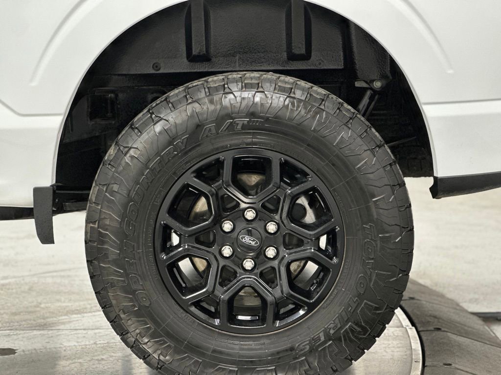 Used 2025 Ford F150 Lariat AWD/4WD image 27