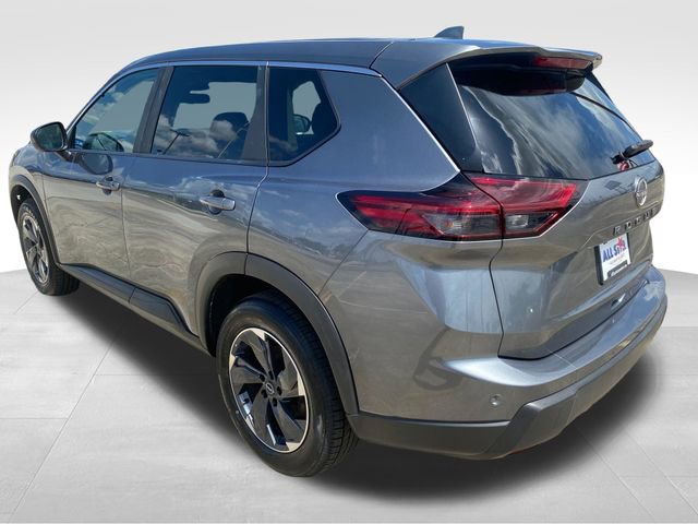 Used 2025 Nissan Rogue SV FWD image 4
