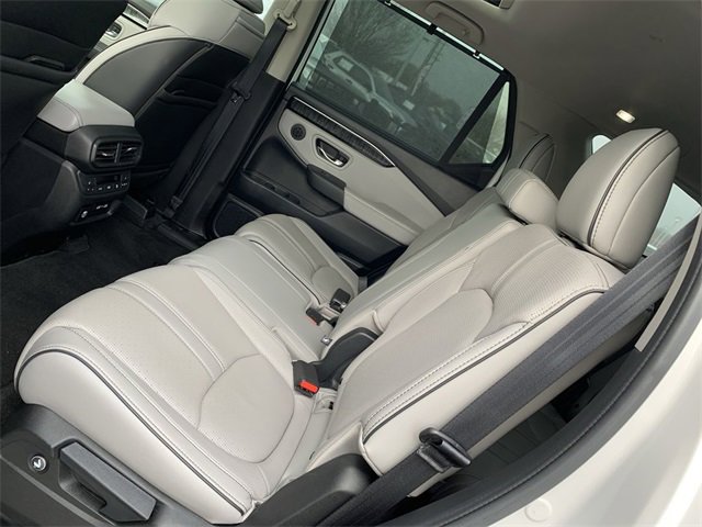 Used 2023 Honda Pilot Elite image 10