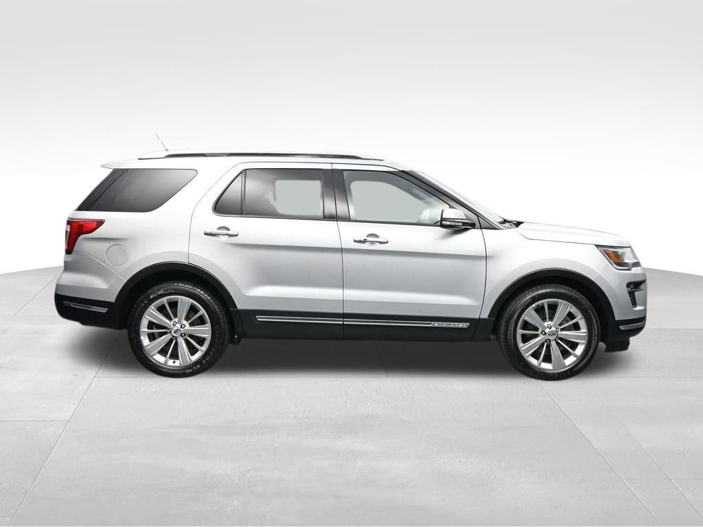 Used 2019 Ford Explorer Limited w/ Class III Trailer Tow Package FWD image 6