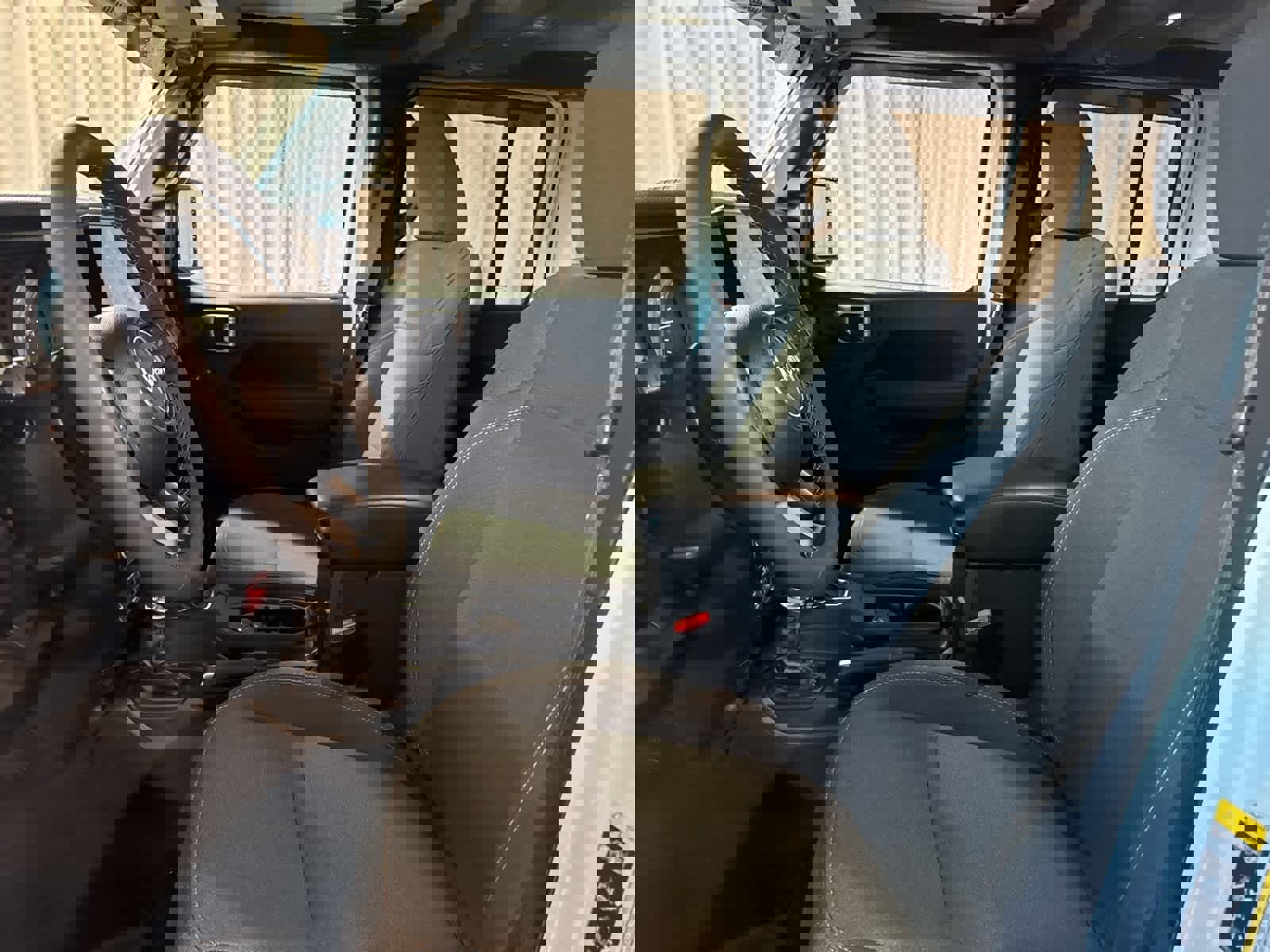 Used 2024 Jeep Wrangler Willys image 18