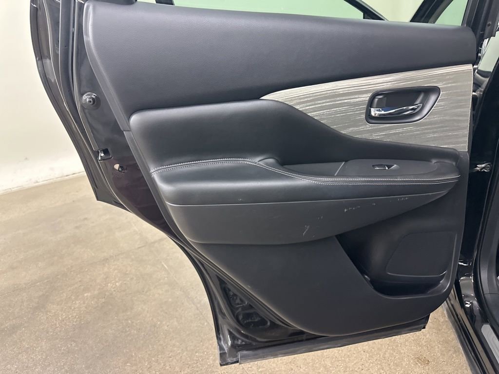 Used 2015 Nissan Murano SL w/ SL Technology Package image 28