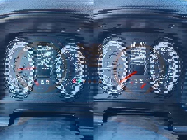 Used 2024 RAM 1500 Classic SLT image 17