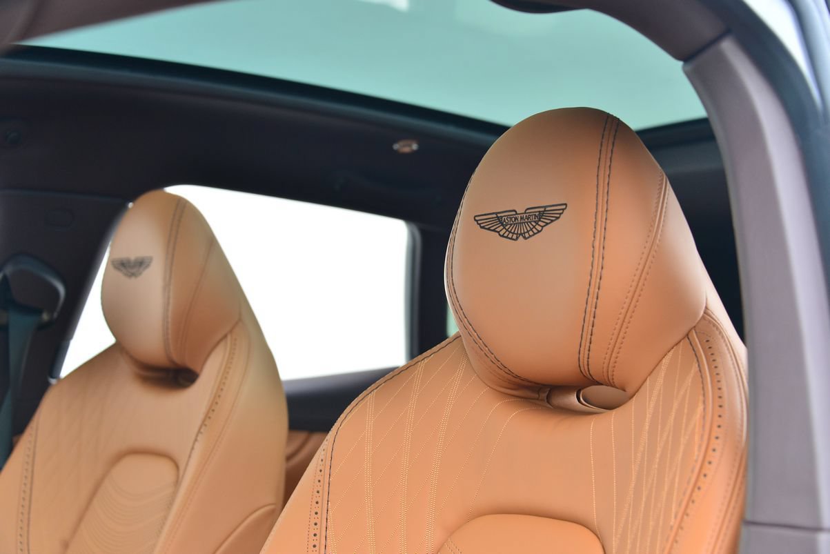 Used 2023 Aston Martin DBX 707 AWD/4WD image 5