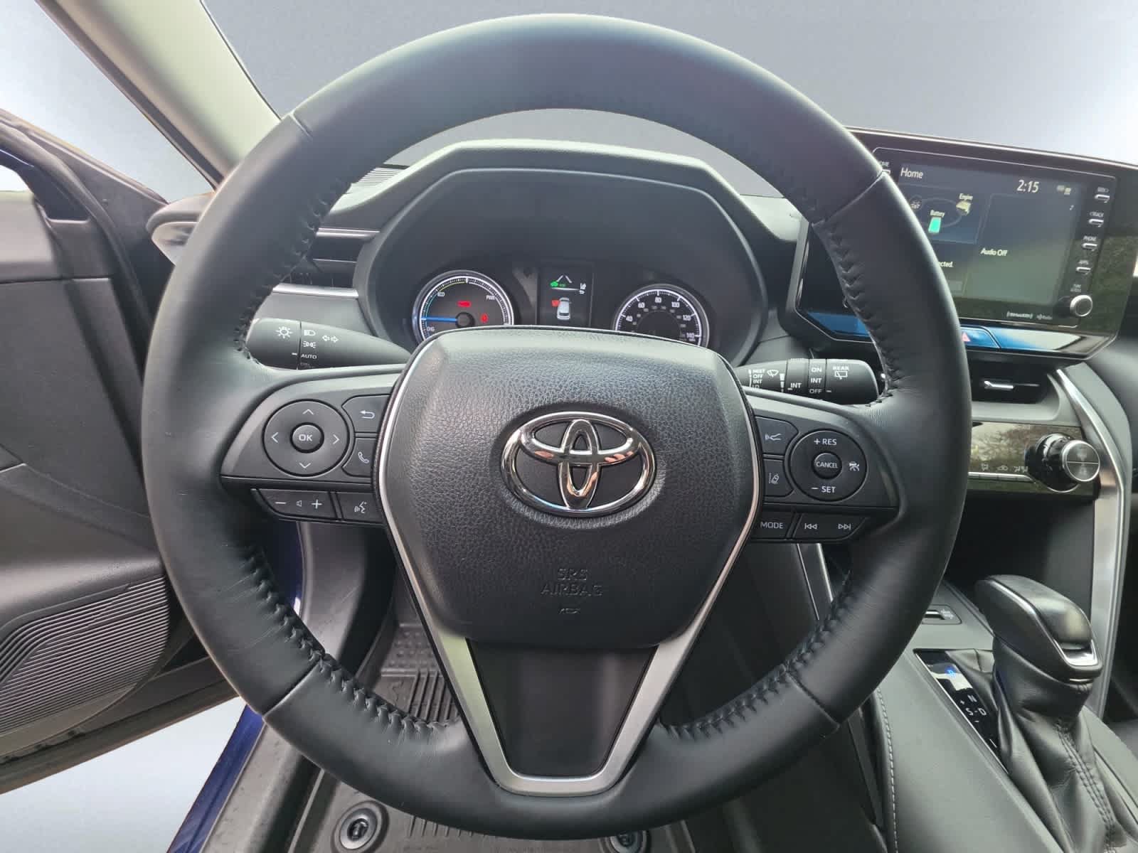 Used 2022 Toyota Venza LE AWD/4WD image 18