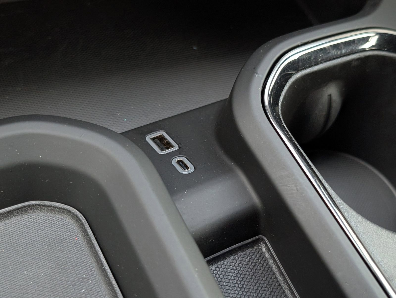 Certified 2025 GMC Sierra 2500 AT4 image 36