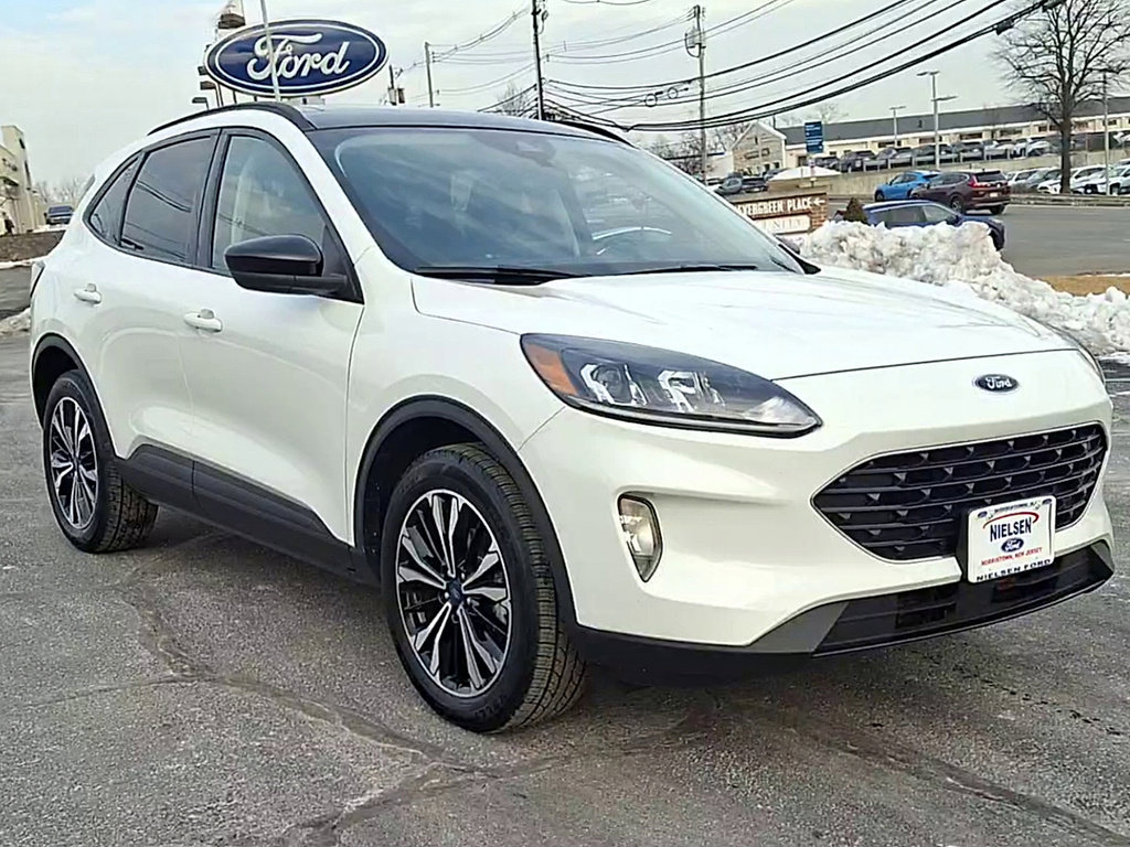 Certified 2022 Ford Escape SEL w/ SEL Stealth AWD Package image 2