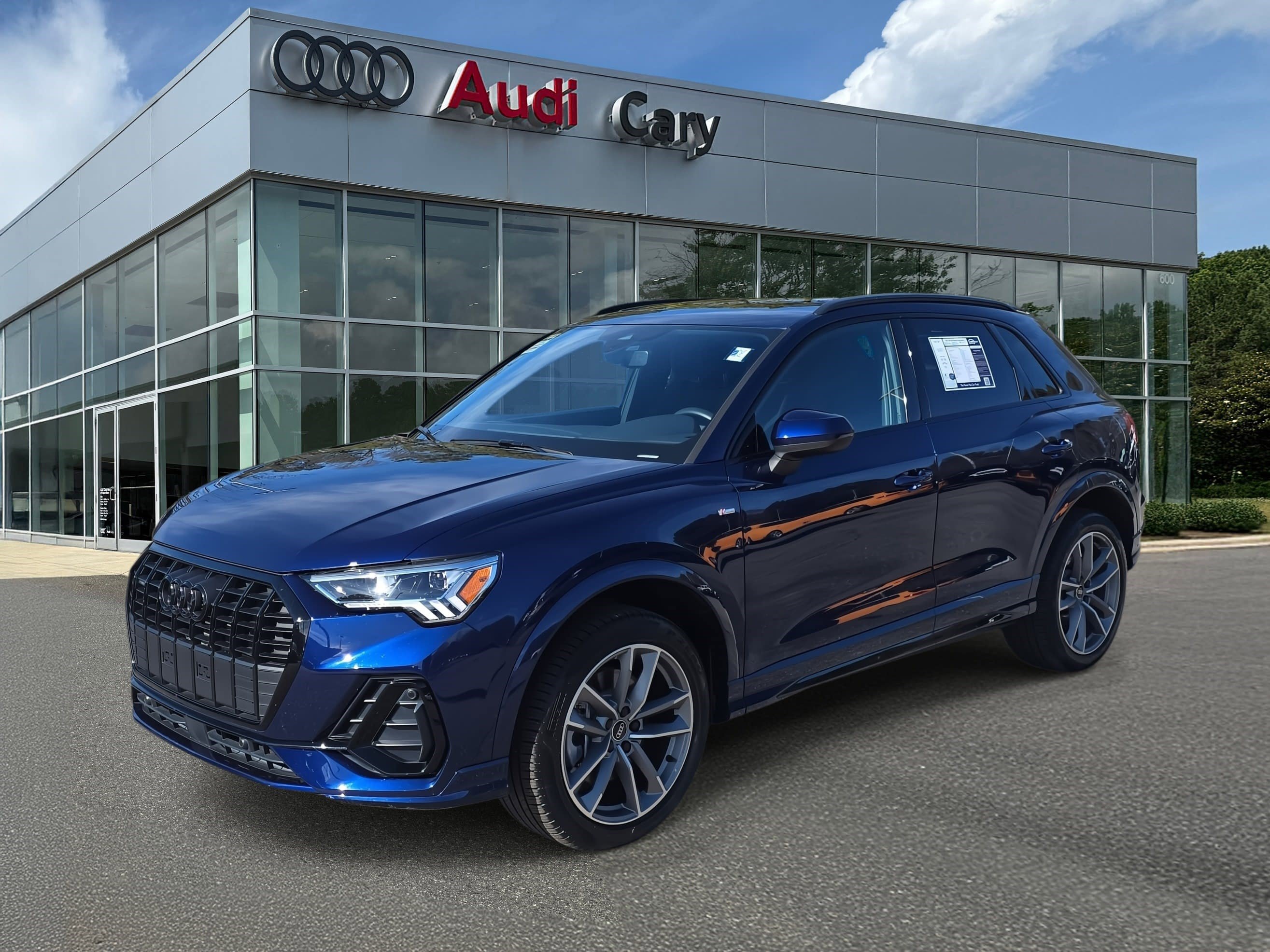 Used 2025 Audi Q3 2.0T Premium w/ Convenience Package