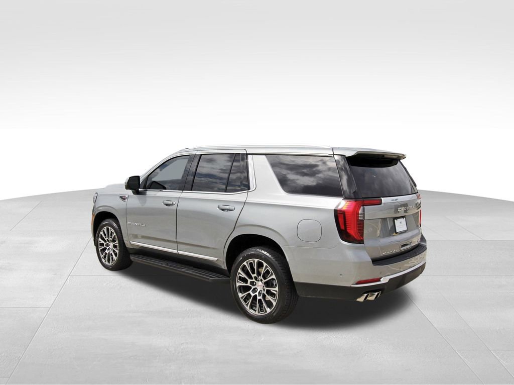 Used 2025 GMC Yukon Denali image 3