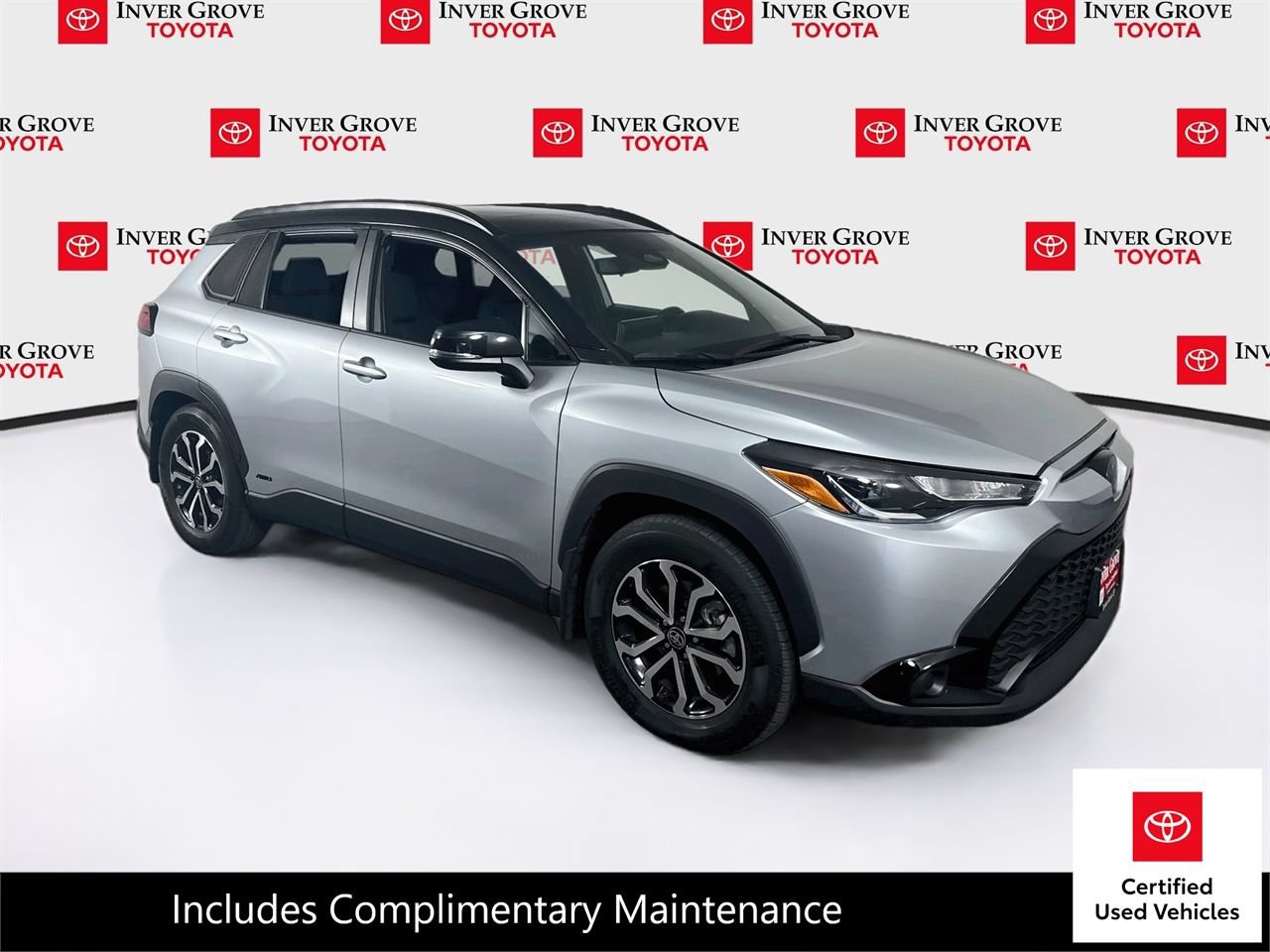 Certified 2024 Toyota Corolla Cross AWD Hybrid w/ Moonroof Package image 3