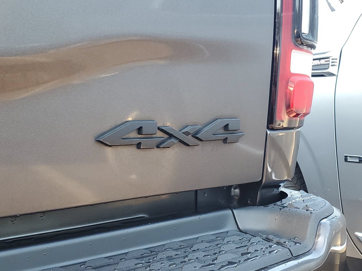 Used 2024 RAM 2500 Limited AWD/4WD image 7