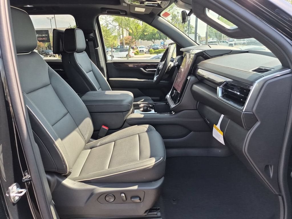 New 2026 GMC Yukon XL Elevation w/ Elevation Premium Package AWD/4WD image 25