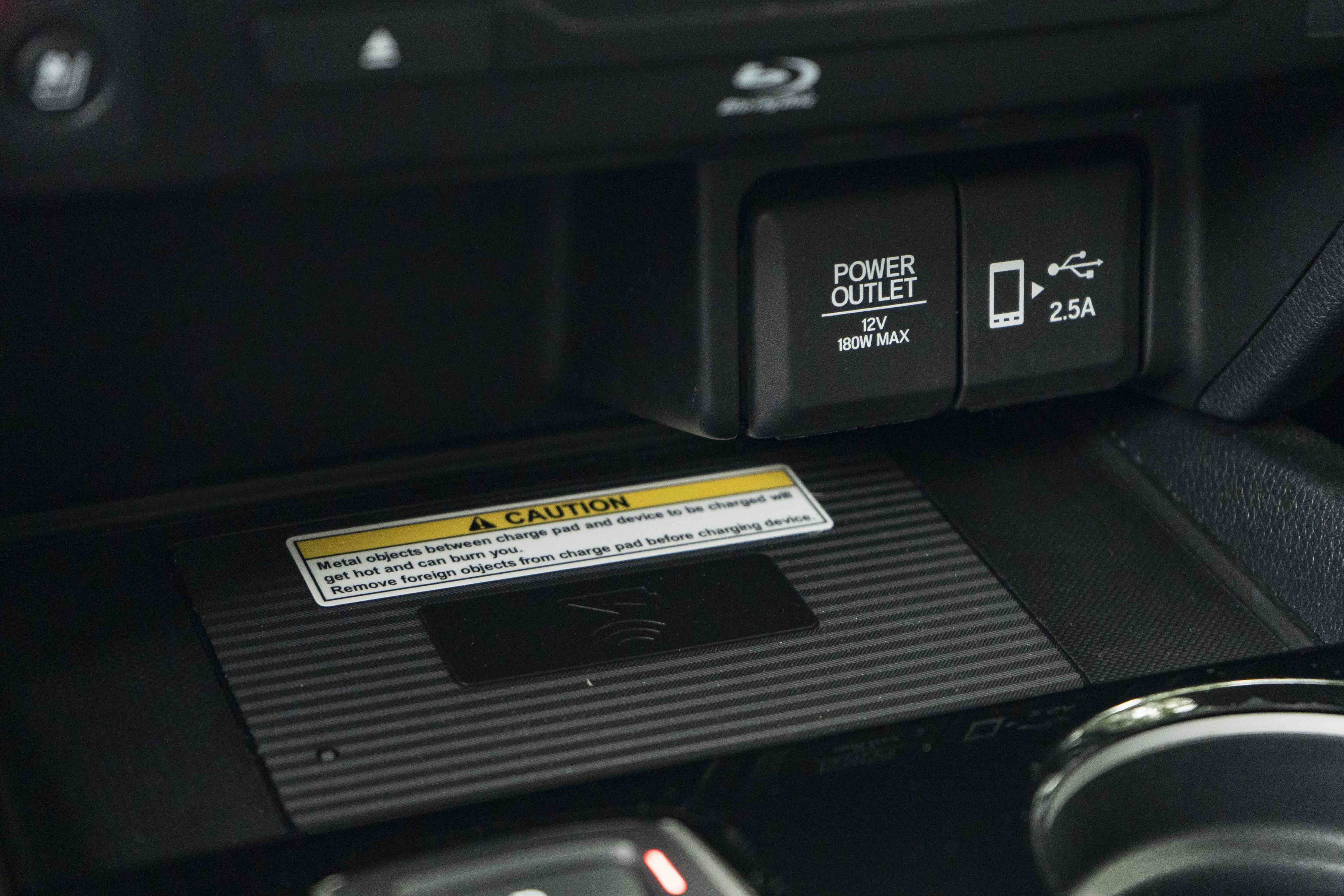 Used 2020 Honda Pilot Elite image 34